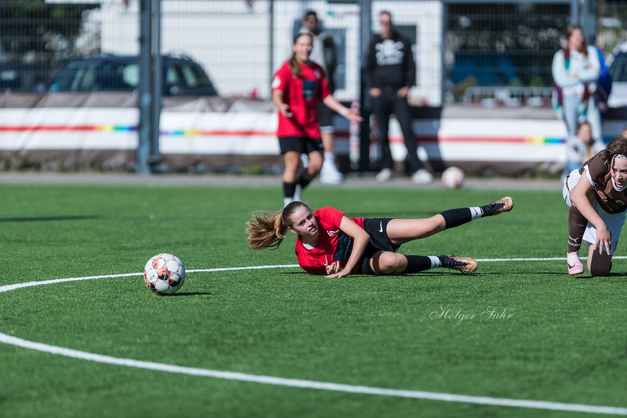 Bild 166 - wBJ FC St. Pauli - Eimsbuetteler TV : Ergebnis: 3:4